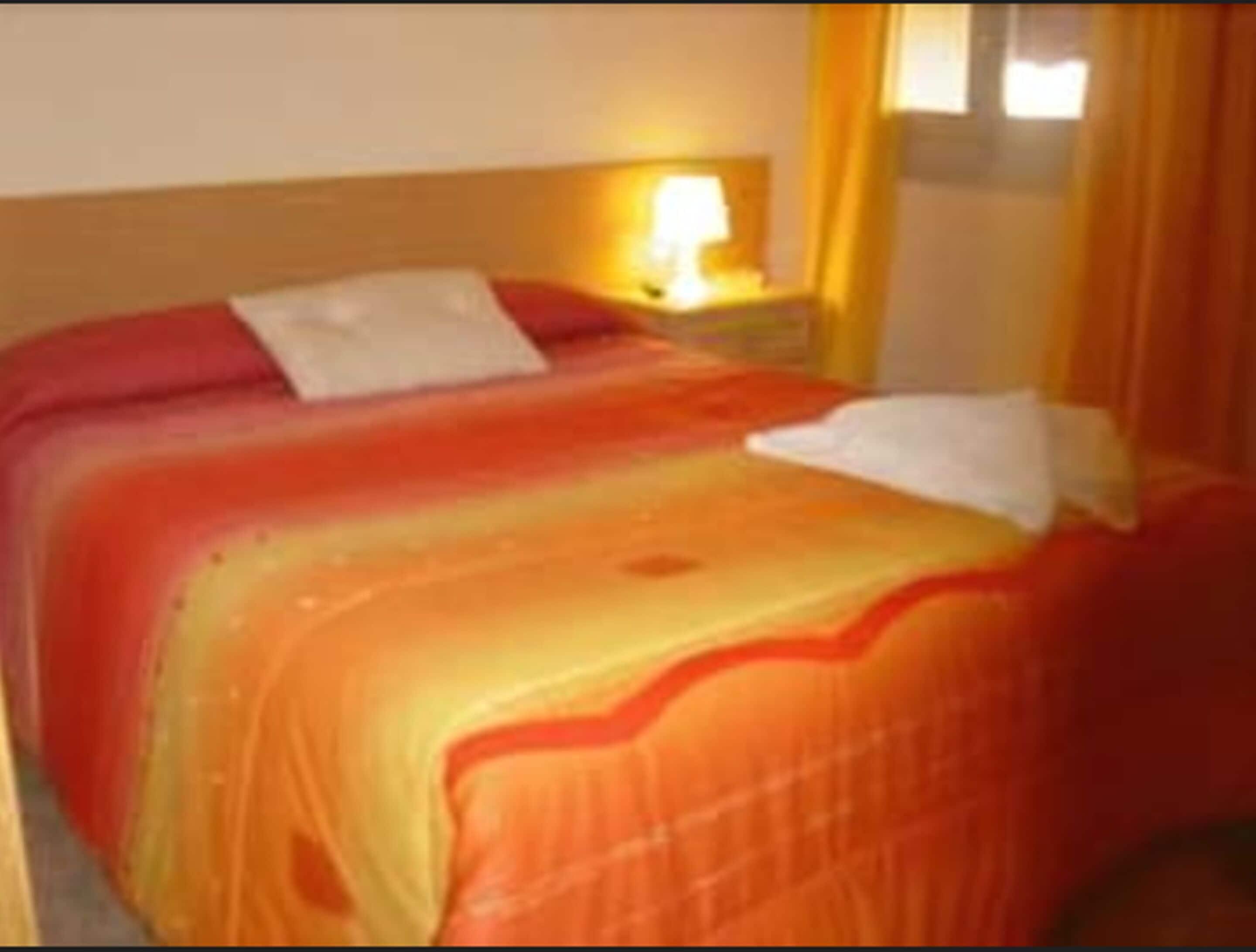 Hostal Emilio Barajas — Fotos 1